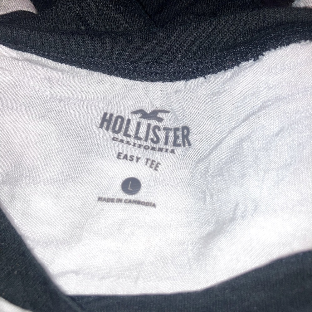 Black and white hollister shirt